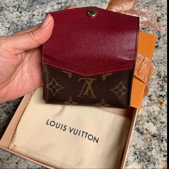❌SOLD❌Louis Vuitton Multi Sarah MNG Fuchsia Wallet🌺 - Picture 7 of 12